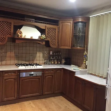 U Zubrytskyh Отель