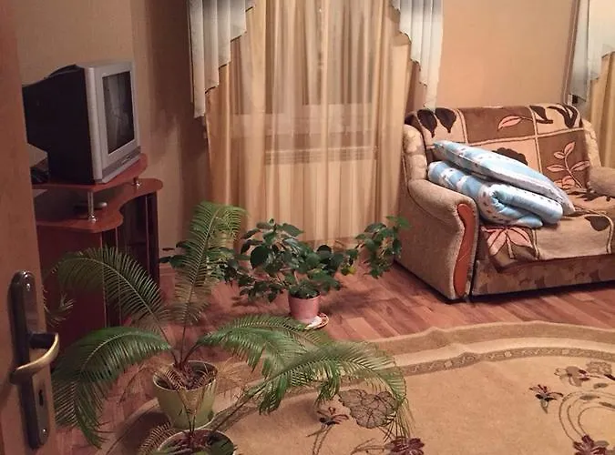 U Zubrytskyh Отель *